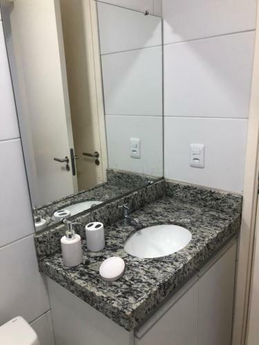 Apartamento Muro Alto Condom�nio Clube Flat 211