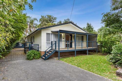 Baileys Retreat - Pet Friendly - 10 Mins Walk To Beach