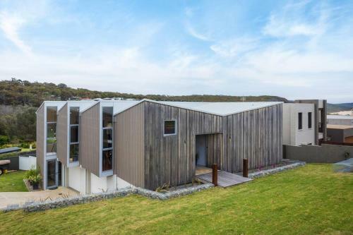 1 The Point - Award Winning Home
