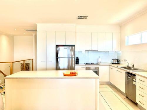 Sunset Ocean Views Esplanade 5 Br Sleeps 10