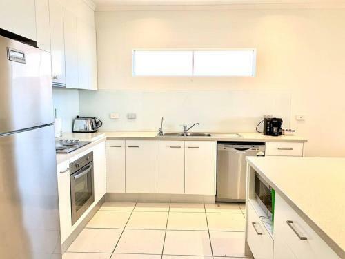 Sunset Ocean Views Esplanade 5 Br Sleeps 10
