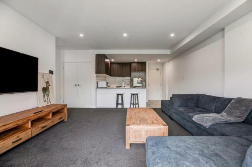 Modern 2br Apartment For Travelling Professionals