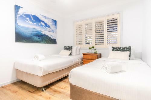 Spacious Family Home With Pool In Golden Beach