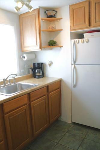 Moon Dreams Cottage - Pet Friendly