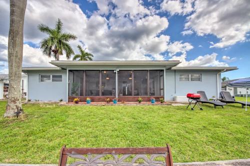 Canal-front Home With Lanai About 5 Mi To Ft Myers!