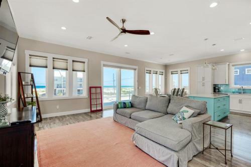Nonni 'n Poppy's By Pensacola Beach Properties