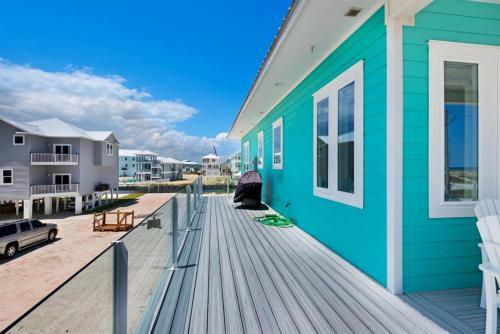 Nonni 'n Poppy's By Pensacola Beach Properties