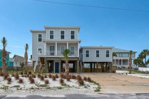 Toes In The Sand By Pensacola Beach Properties