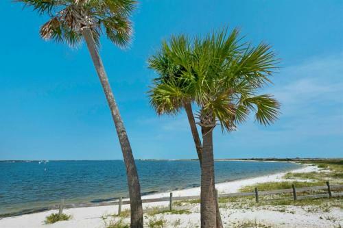 Toes In The Sand By Pensacola Beach Properties