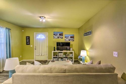 Navarre Beach House Minutes To Restaurants!