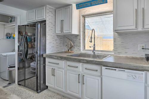Palm City Canalfront Home With Tiki Hut And Dock!