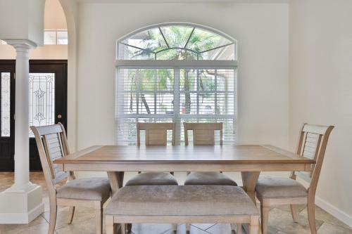 East Lake Retreat