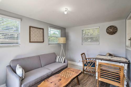 Family Friendly Home About 1 Mi To Beach Parks!