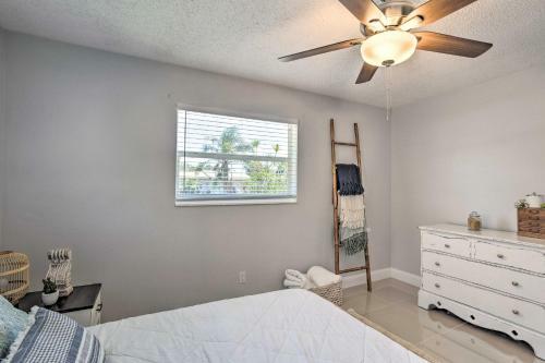 Family Friendly Home About 1 Mi To Beach Parks!