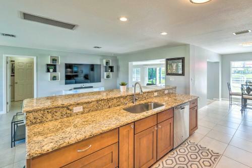 Punta Gorda Escape With Private Lanai And Pool!