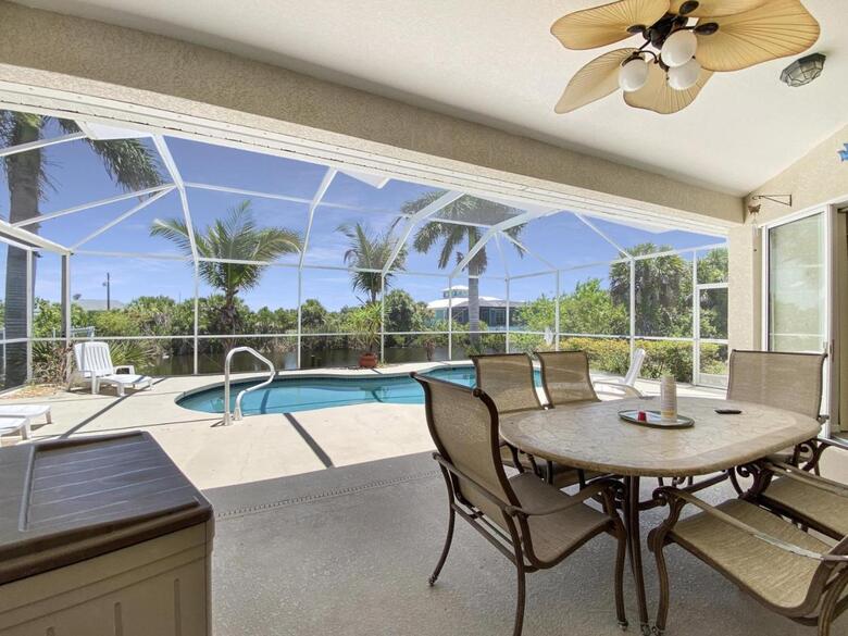 Casa Del Sol - Private Villa With Heated Pool - Sleeps 6