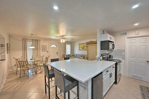 Bright Naples Home - 4 Mi To Botanic Gardens!