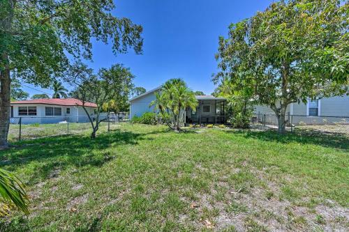 Bright, Airy Naples Home Near Beach And Dining!