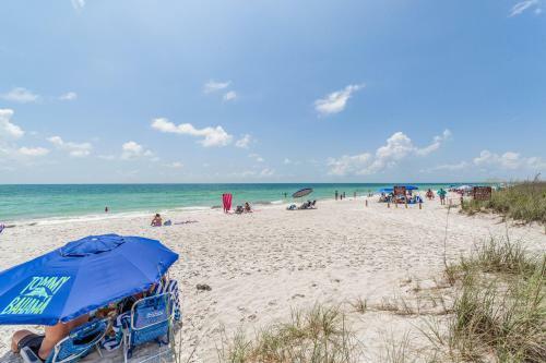 A Slice Of Naples Life