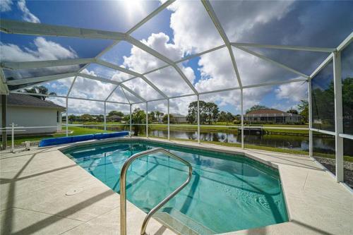 Bella Vista - Private Villa With Heated Pool - Sleeps 6