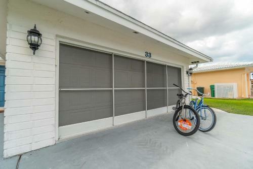 Florida Oasis - Private Dog Friendly Villa With Solar Pool - Sleeps 6