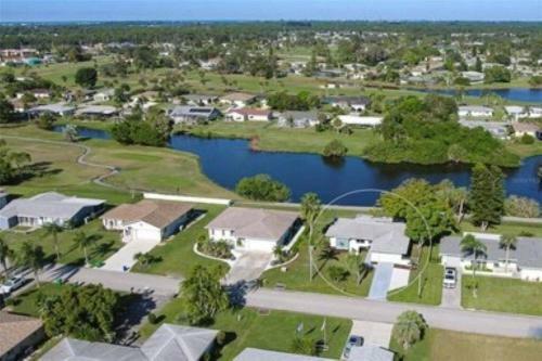 Lovely 2bed/2bth On Golf Course In Rotonda West