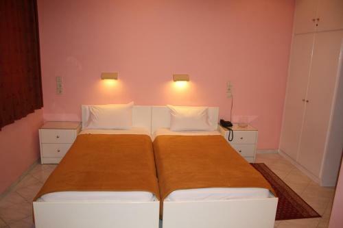 Hotel Avra