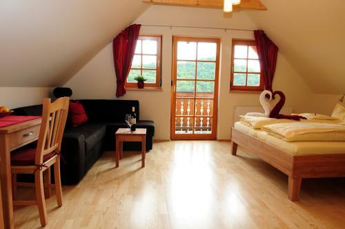 Hotel Weingut Winzerzimmer Rothsch�dl
