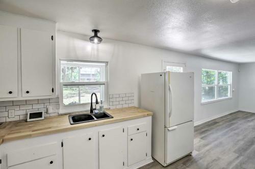 Steinhatchee River House With Boat Ramp Nearby!