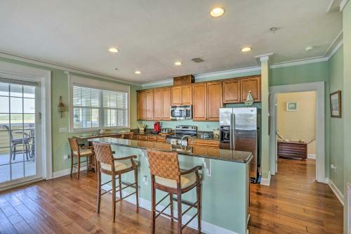 Apartamento Cheerful Condo With Community Pool And Boat Dock!
