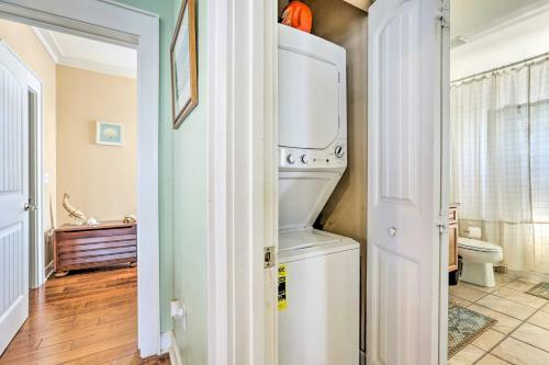 Apartamento Cheerful Condo With Community Pool And Boat Dock!