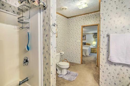 Bright Steinhatchee Home Proximity To Ocean!