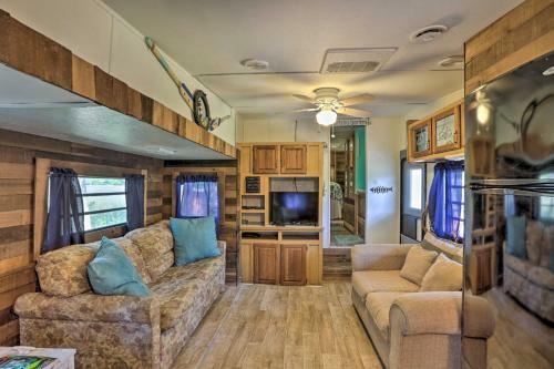 Kickin Back Shacks Steinhatchee Hideaway!