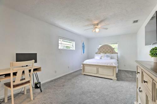 Bright Ruskin Home Less Than 2 Mi To Beach And Marina!