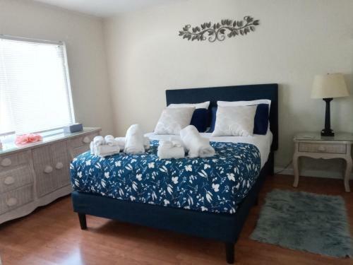 Blue Green Hidden Gem - Sweet&relaxing 2 Bed With Pool