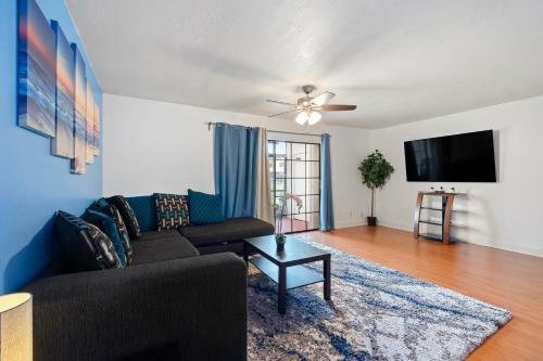 Townhouse, 3 Bdr With Pool And River View