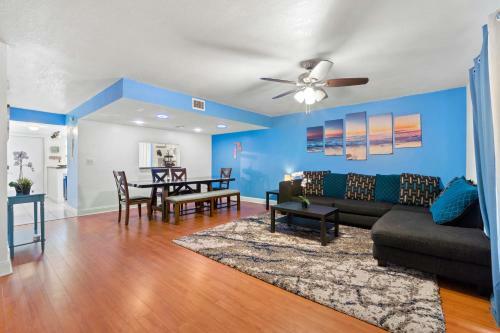 Townhouse, 3 Bdr With Pool And River View