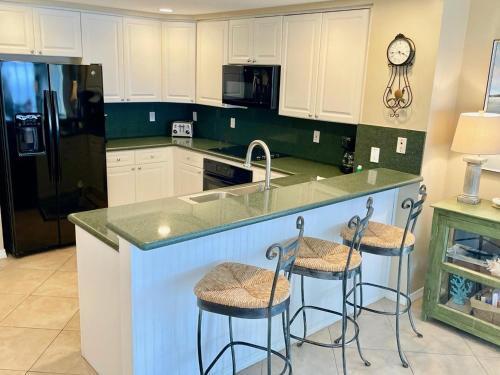 Apartamento Emerald Isle #1601
