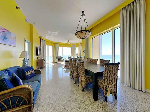Apartamento Emerald Isle #1708