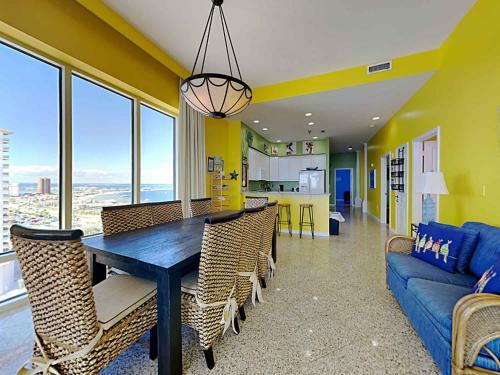 Apartamento Emerald Isle #1708