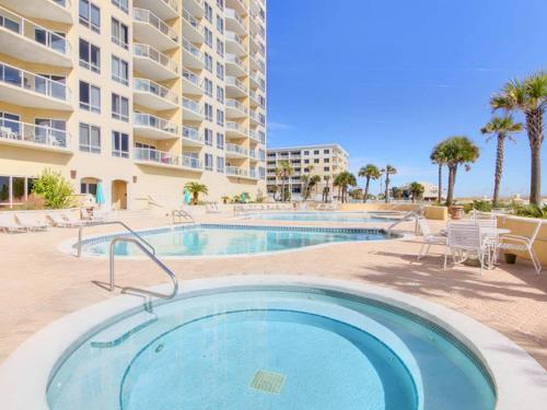 Apartamento Emerald Isle #1708