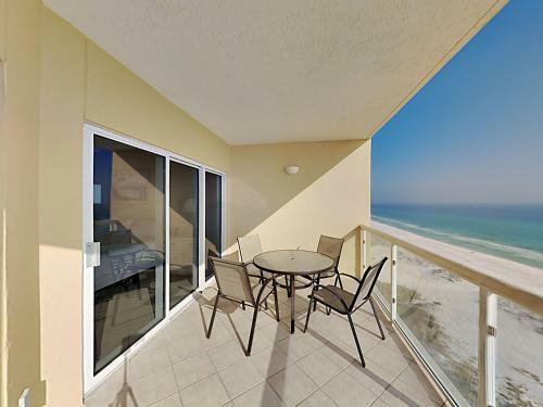 Apartamento Emerald Isle #1106