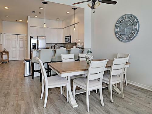 Apartamento Emerald Isle #1703