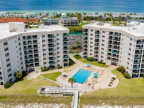 Apartamento Regency Towers #601 West