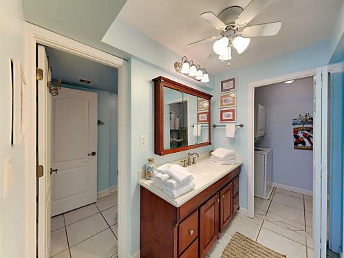 Apartamento Regency Towers #407 West