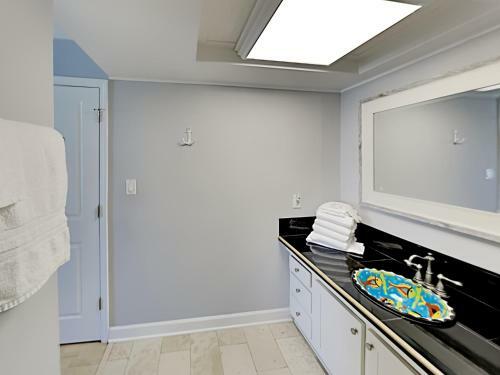 Apartamento Regency Towers #506 East