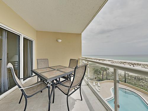 Apartamento Emerald Isle #304