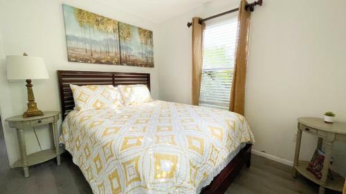 Adorable Private Cottage Close To Beach & Downtown