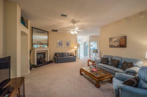 Carolina Court 1311