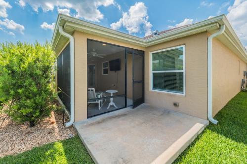 The Villages - Cedar Waxwing Drive 5596